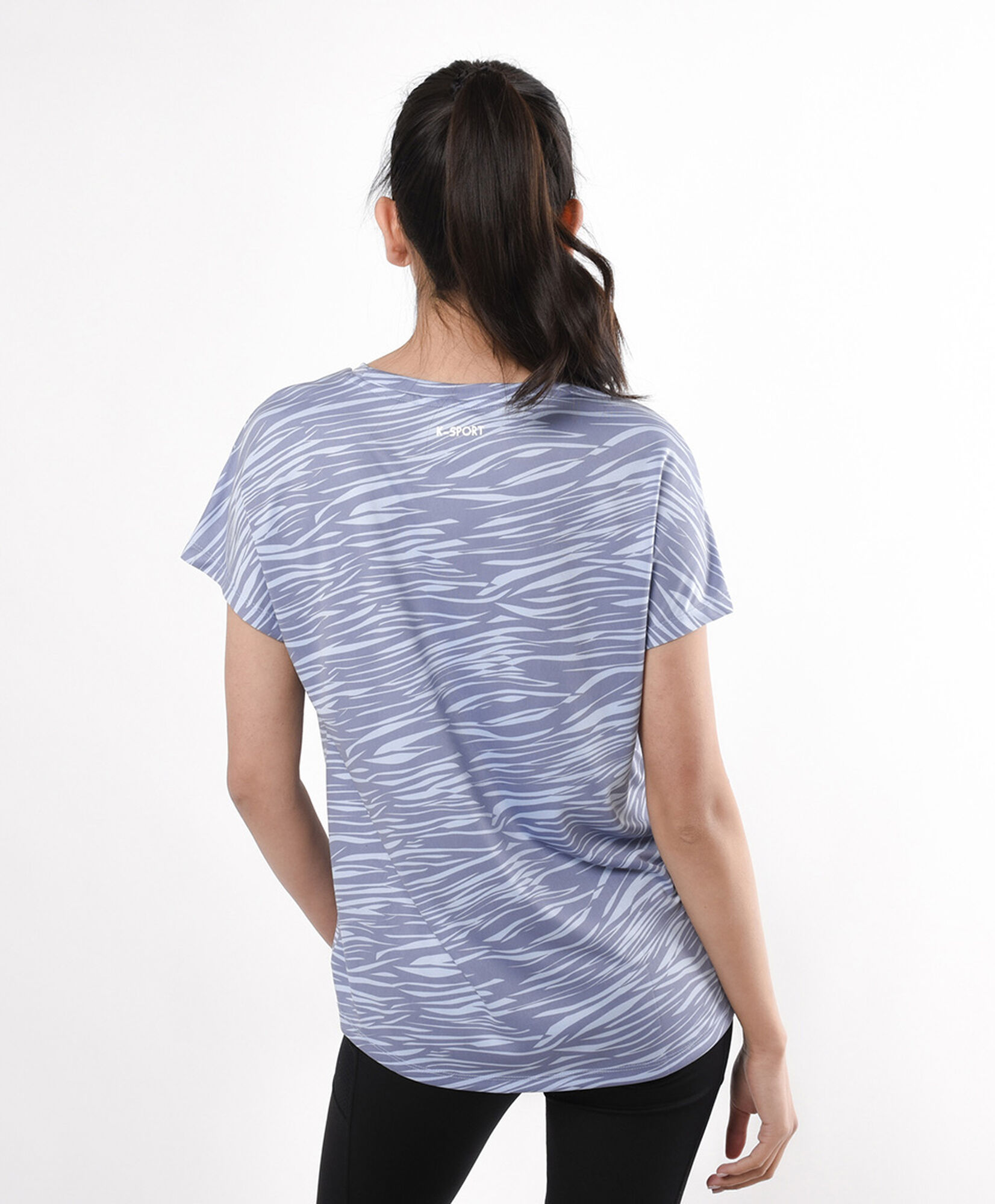 Polera deportiva mujer ondas Polera deportiva mujer ondas