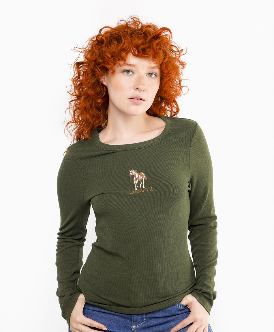 Polera mujer caballo bordado