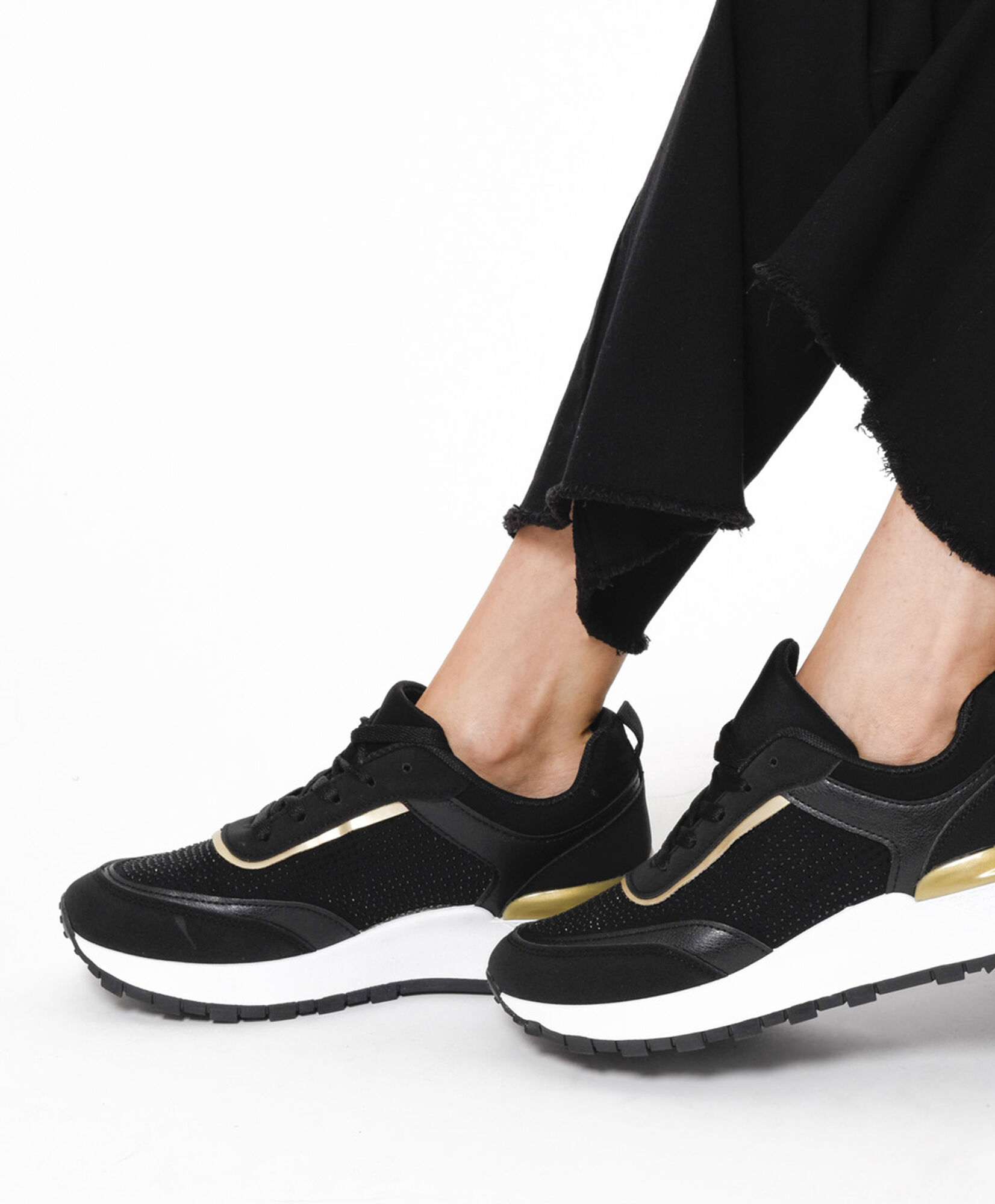 Zapatilla mujer piedritas Zapatilla mujer piedritas