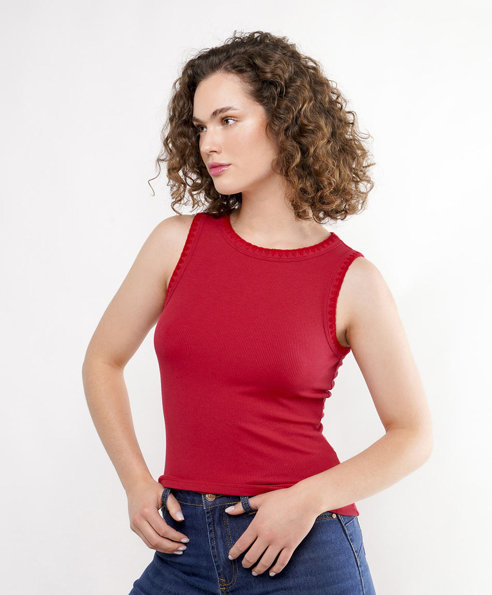 Polera mujer básica roja Polera mujer básica roja
