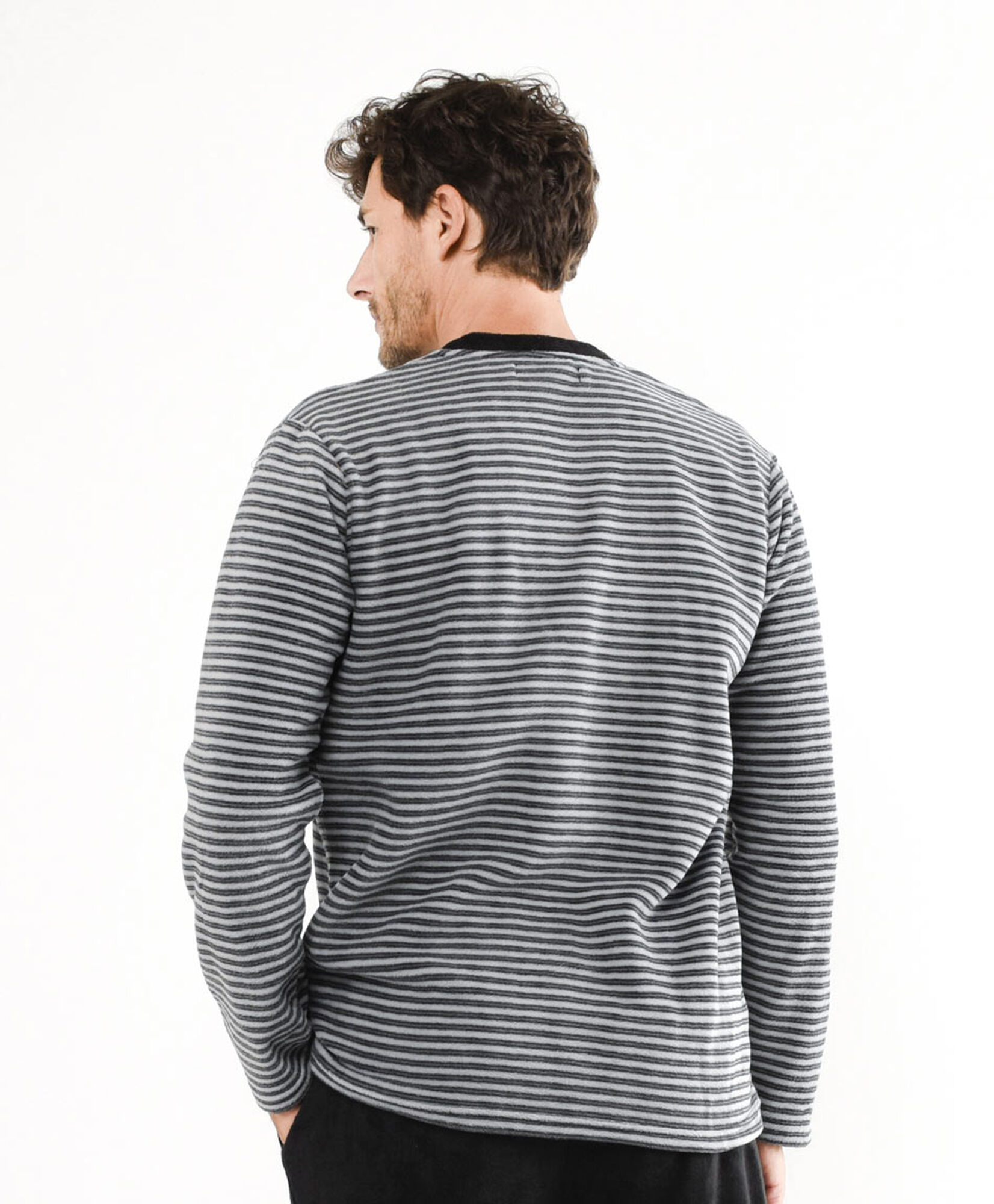 Pijama hombre polar líneas gris Pijama hombre polar líneas gris