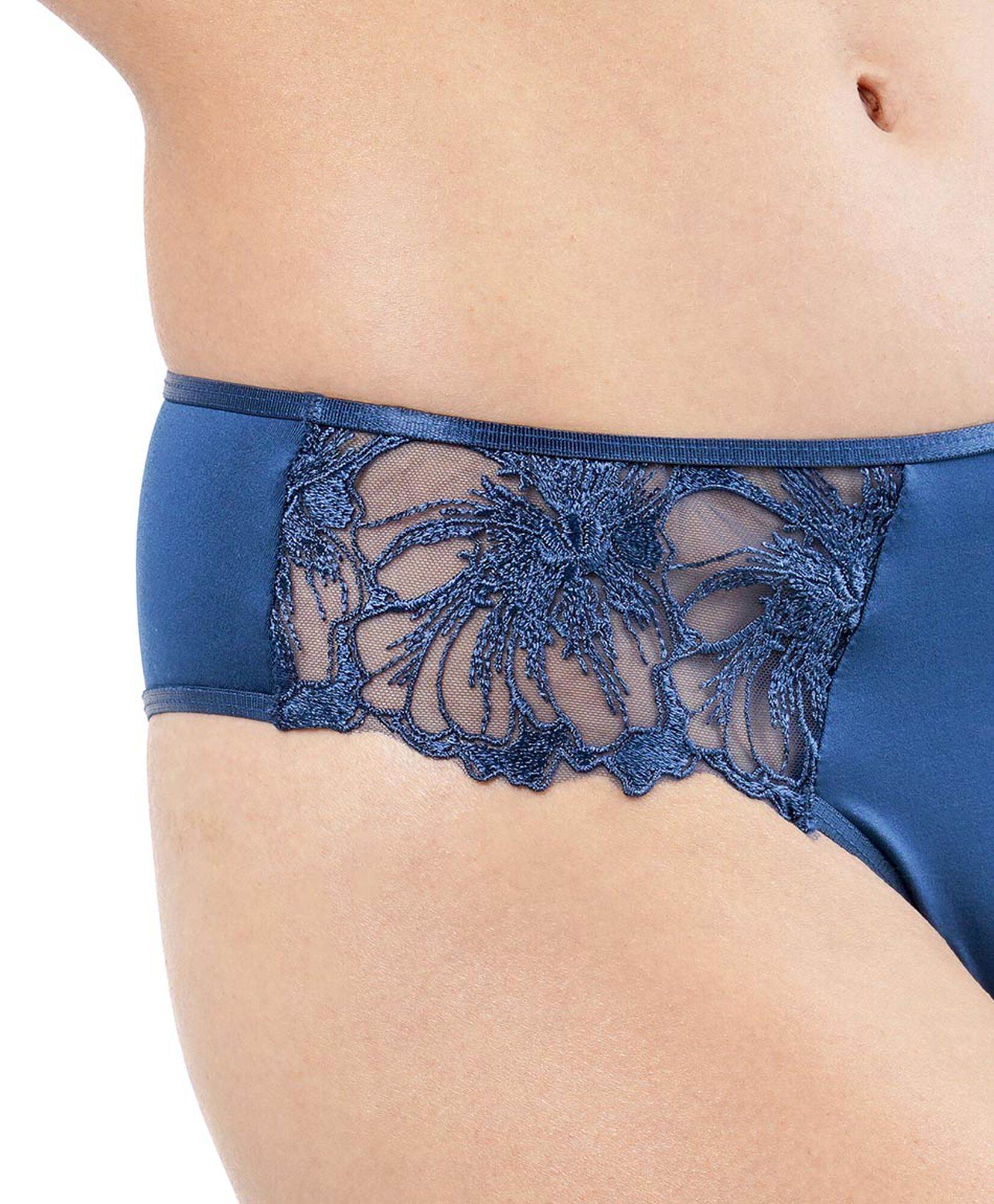 Tanga mujer diseño encajes flor Tanga mujer diseño encajes flor