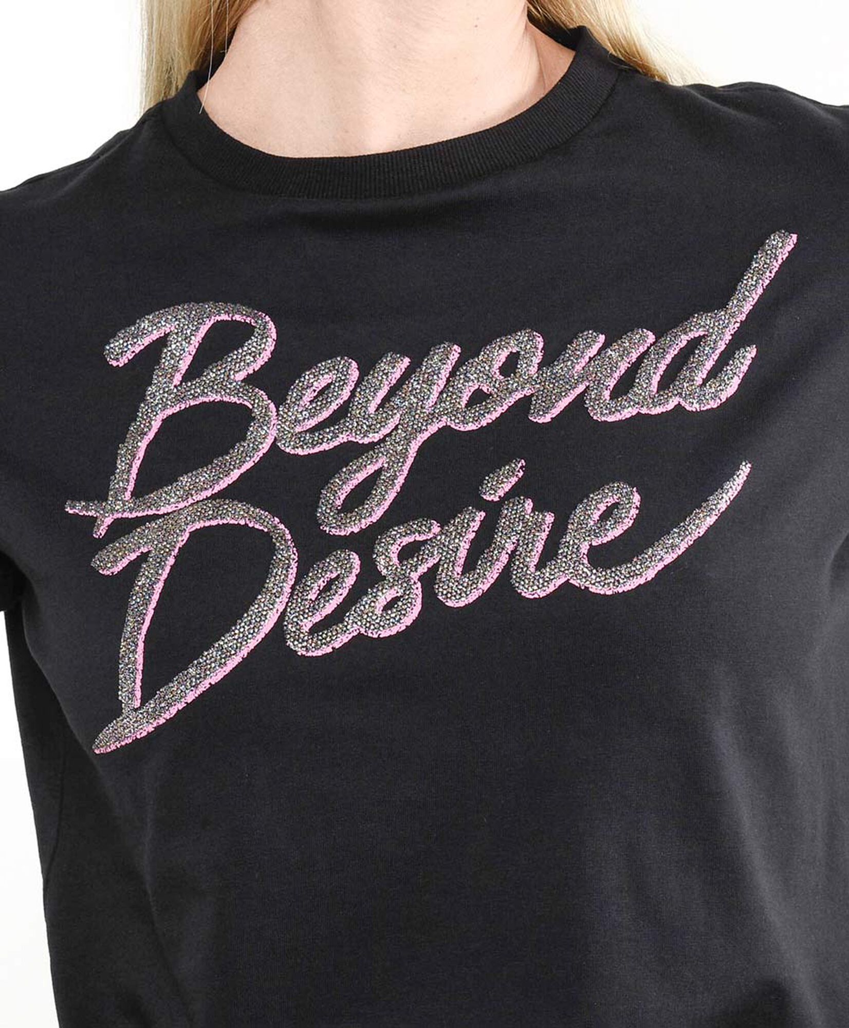 Polera mujer estampado beyond Polera mujer estampado beyond