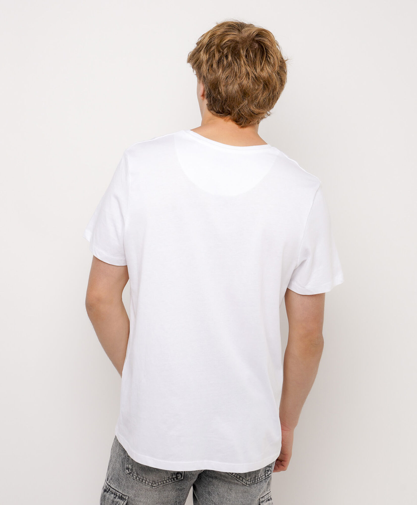 Polera hombre línea Polera hombre línea