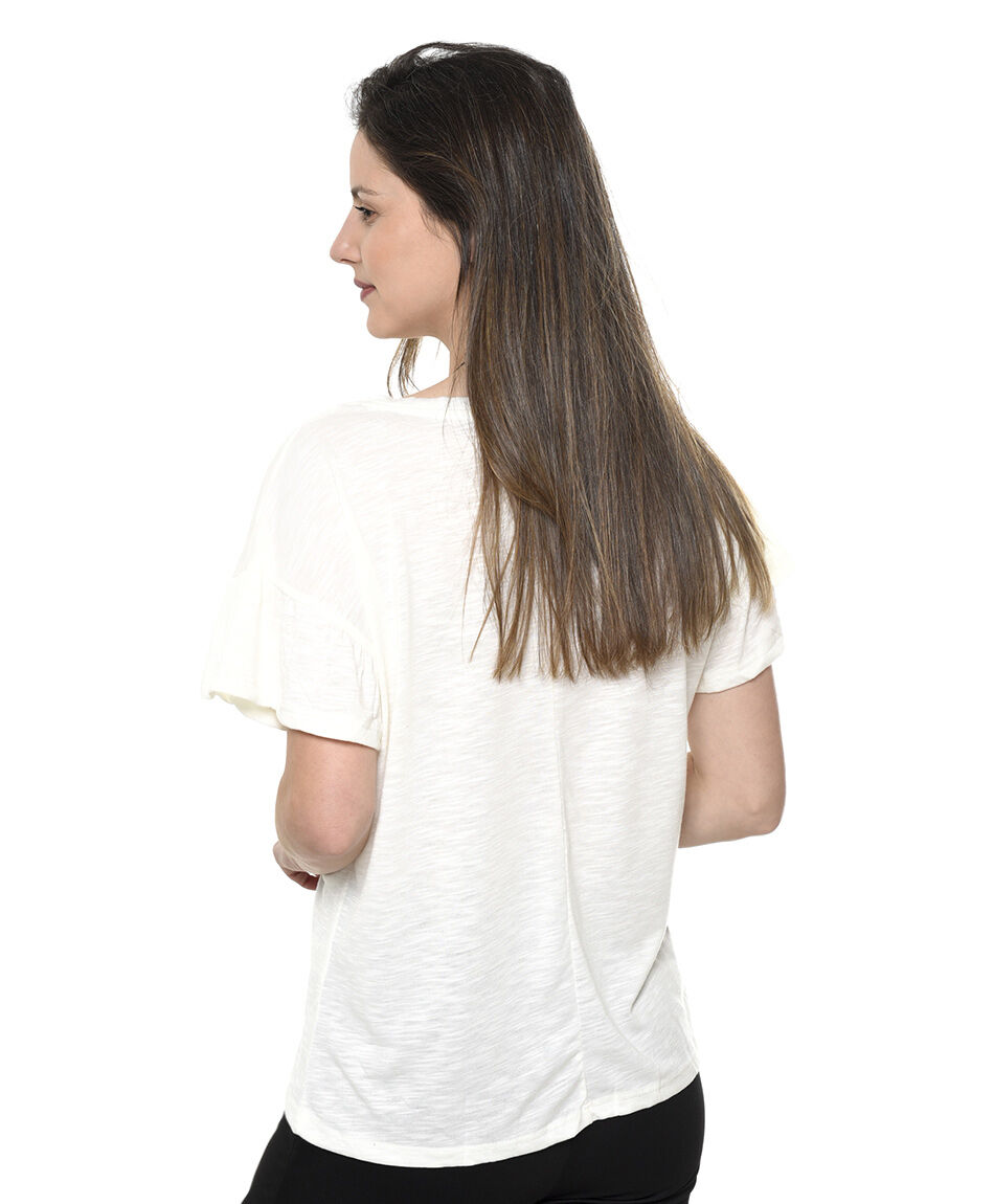 Polera mangas volantes