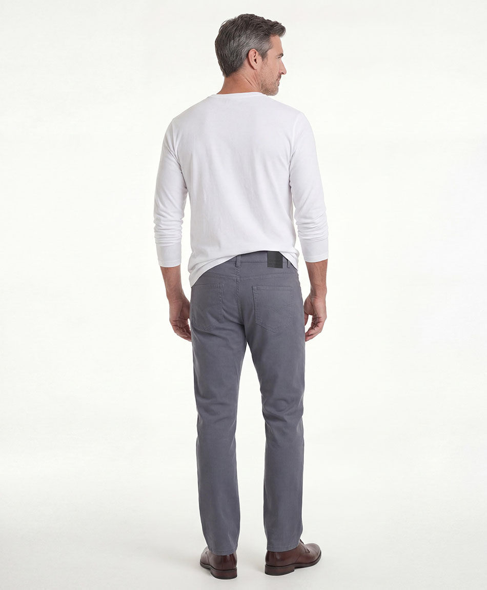 Pantal&oacute;n hombre b&aacute;sico azul