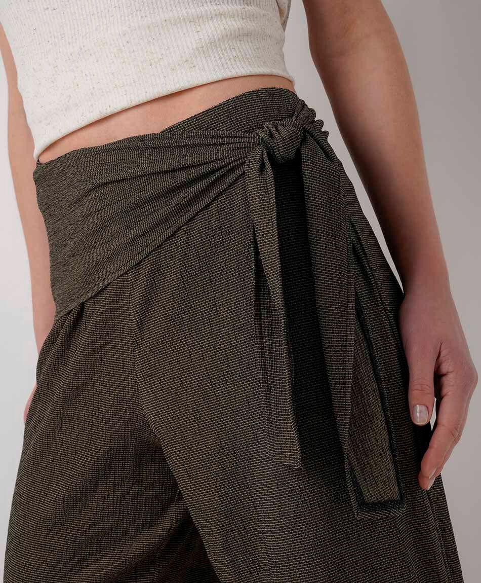 Pantal&oacute;n mujer pareo cruzado
