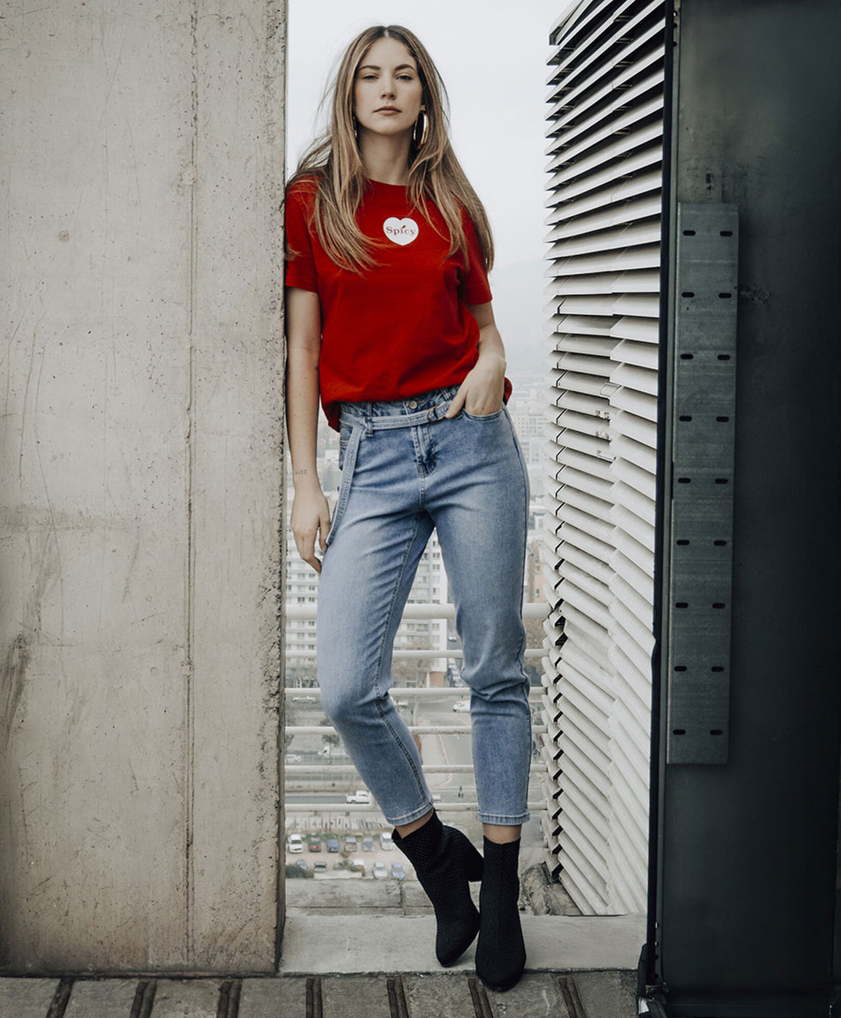 Jeans mujer desgaste cinturón skinny fit Jeans mujer desgaste cinturón skinny fit