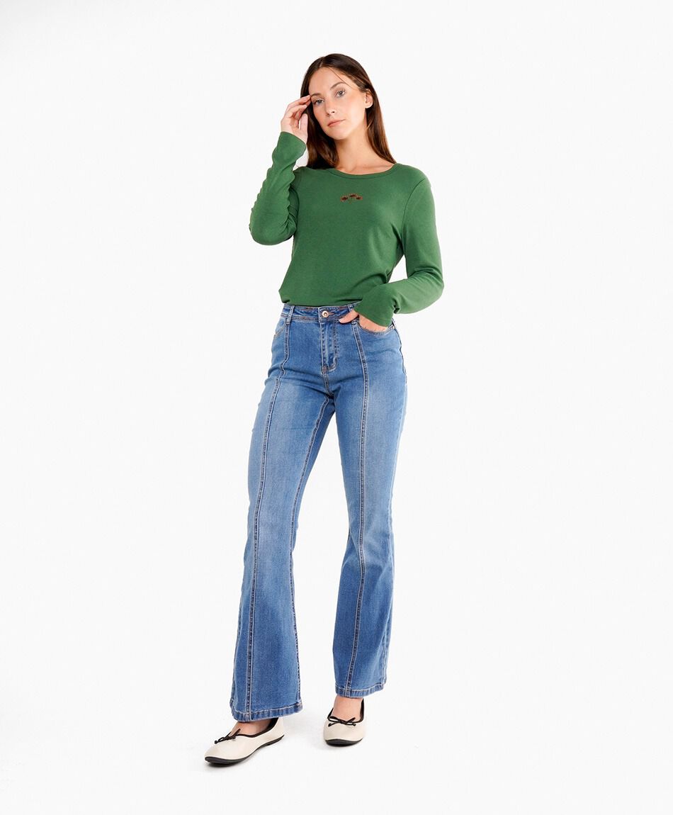 Jeans mujer flare estrella bolsillo
