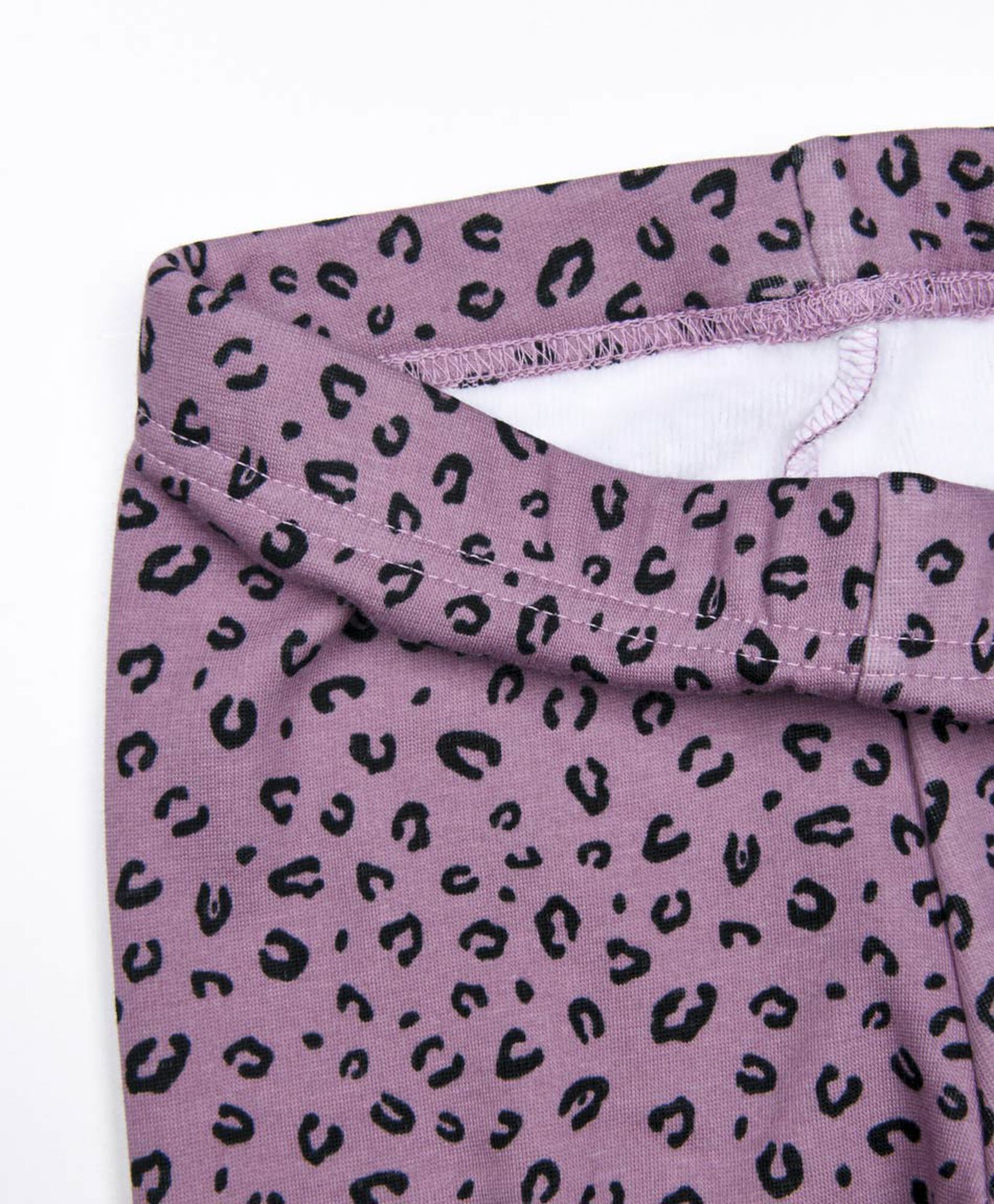 Leggins niña animal print forrada Leggins niña animal print forrada