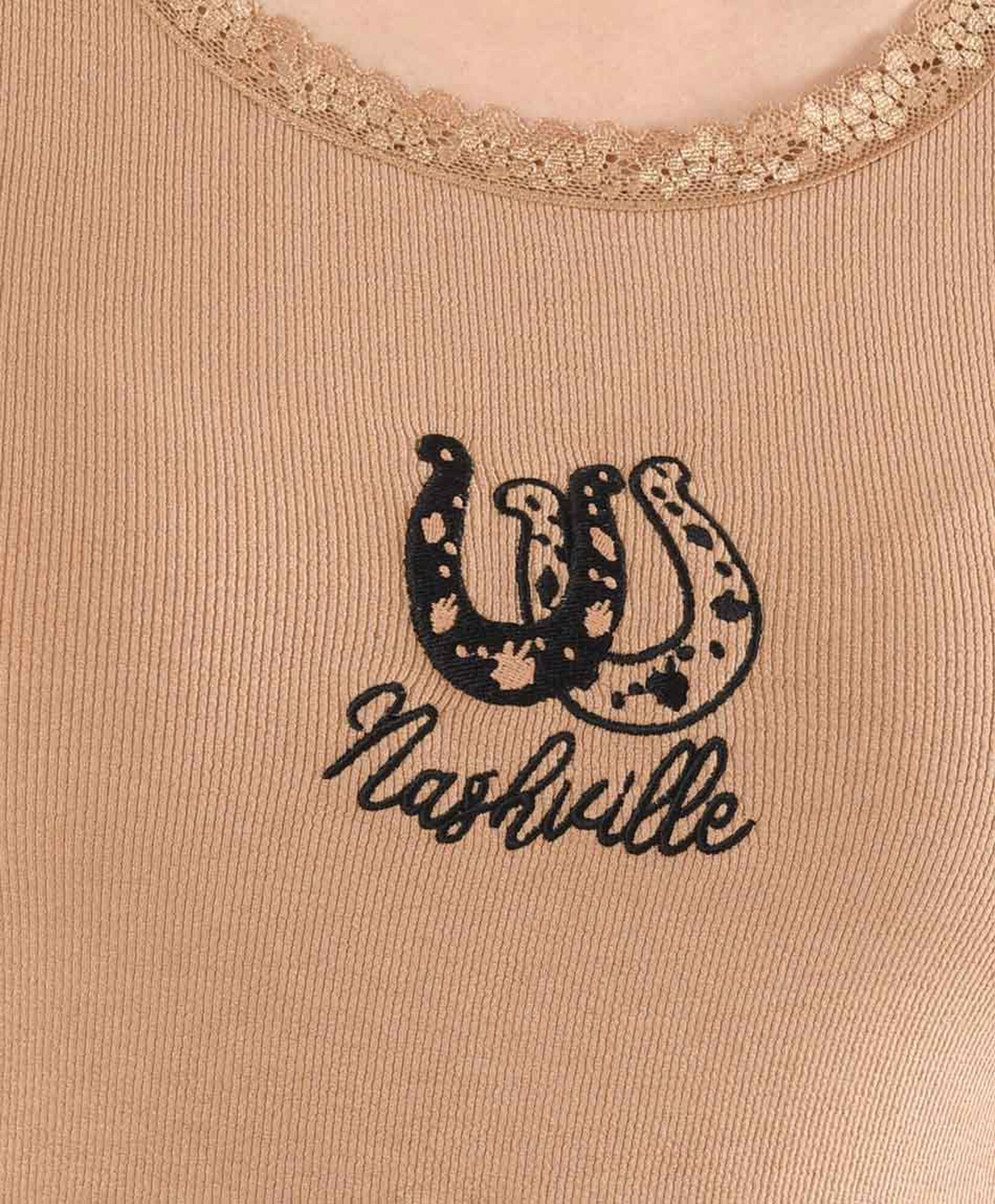 Polera mujer bordado herradura Polera mujer bordado herradura