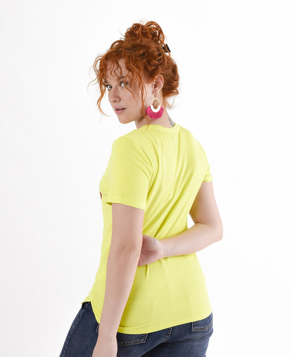 Polera mujer bordado