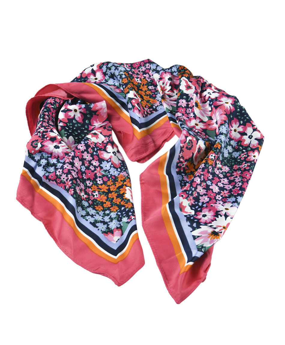 Pa&ntilde;uelo mujer floreado