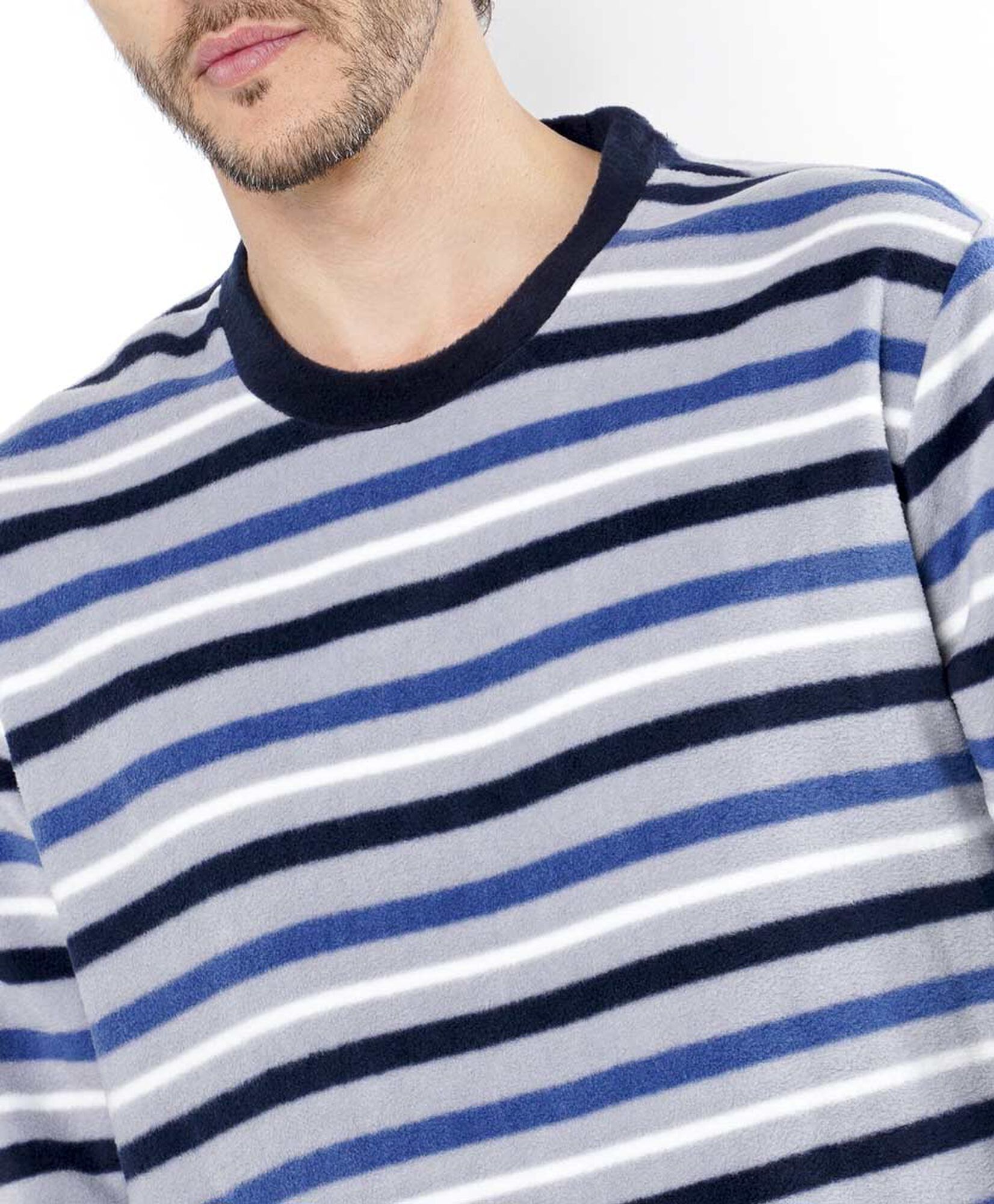 Pijama hombre polar líneas azules Pijama hombre polar líneas azules