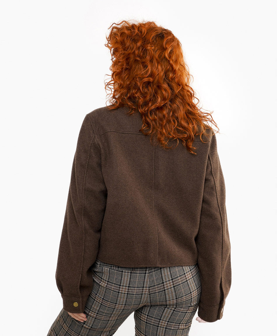 Chaqueta mujer estilo le&ntilde;adora