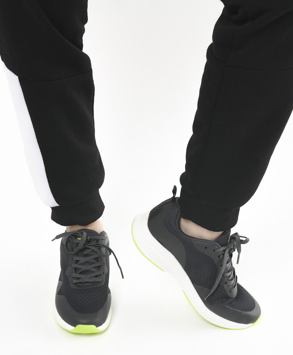 Zapatilla hombre deportiva malla