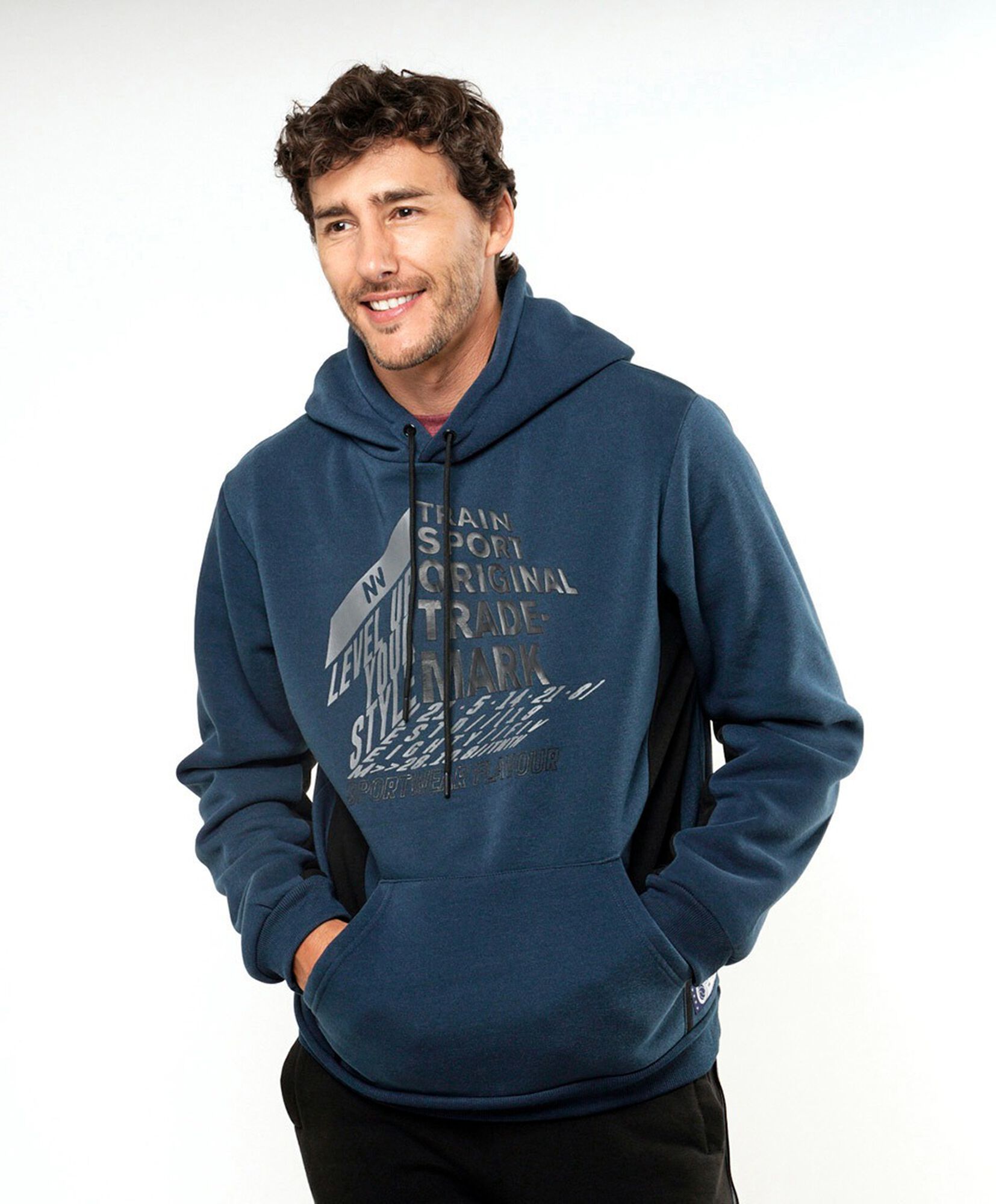 Polerón deportivo hombre level up Polerón deportivo hombre level up