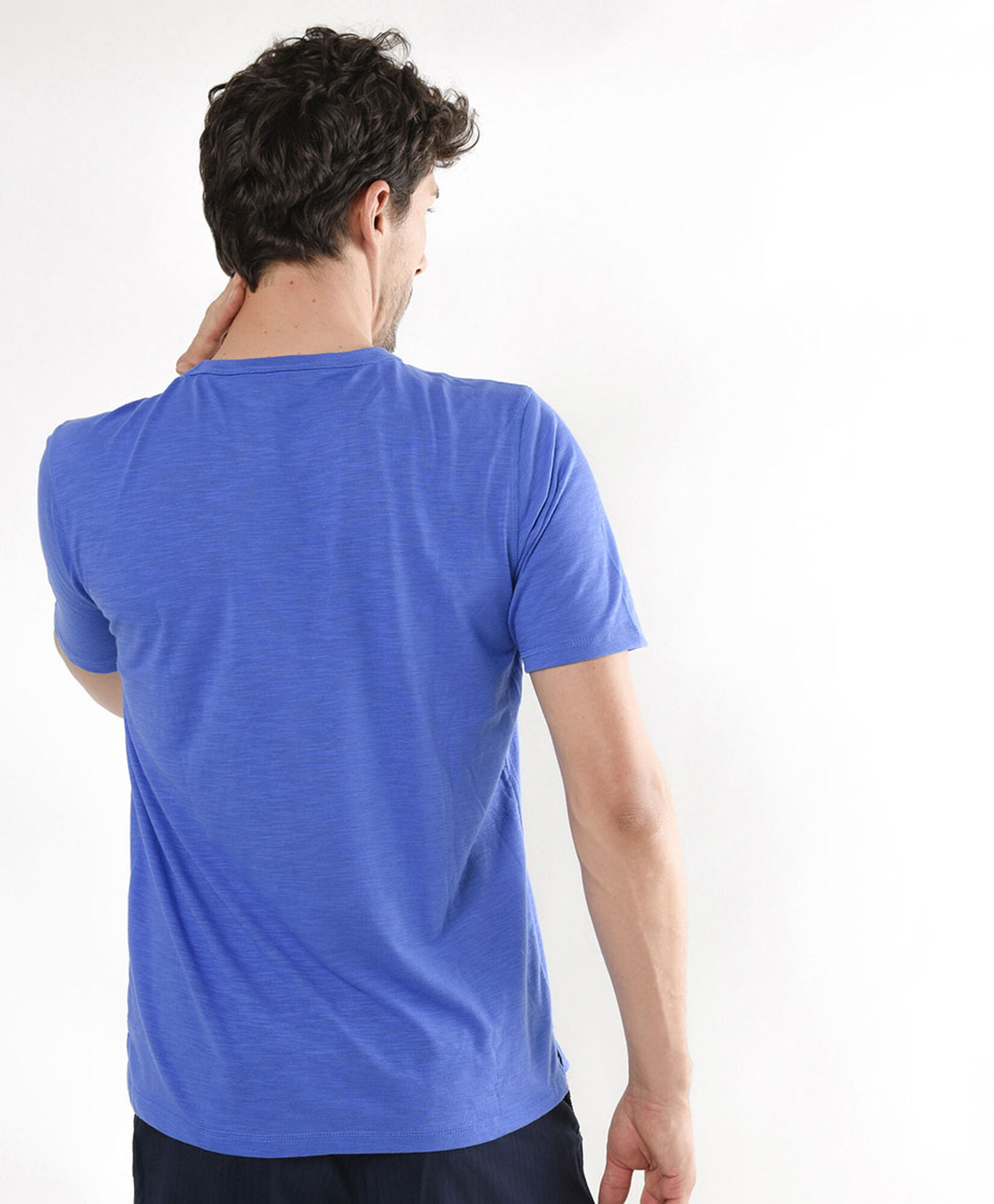 Polera hombre jaspeada bolsillo azul Polera hombre jaspeada bolsillo azul