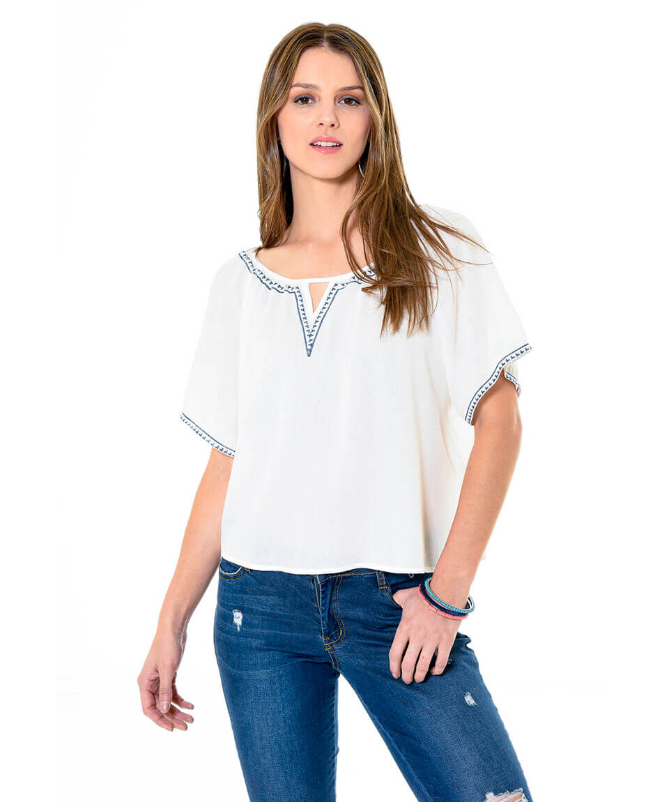 Blusa bordada espalda