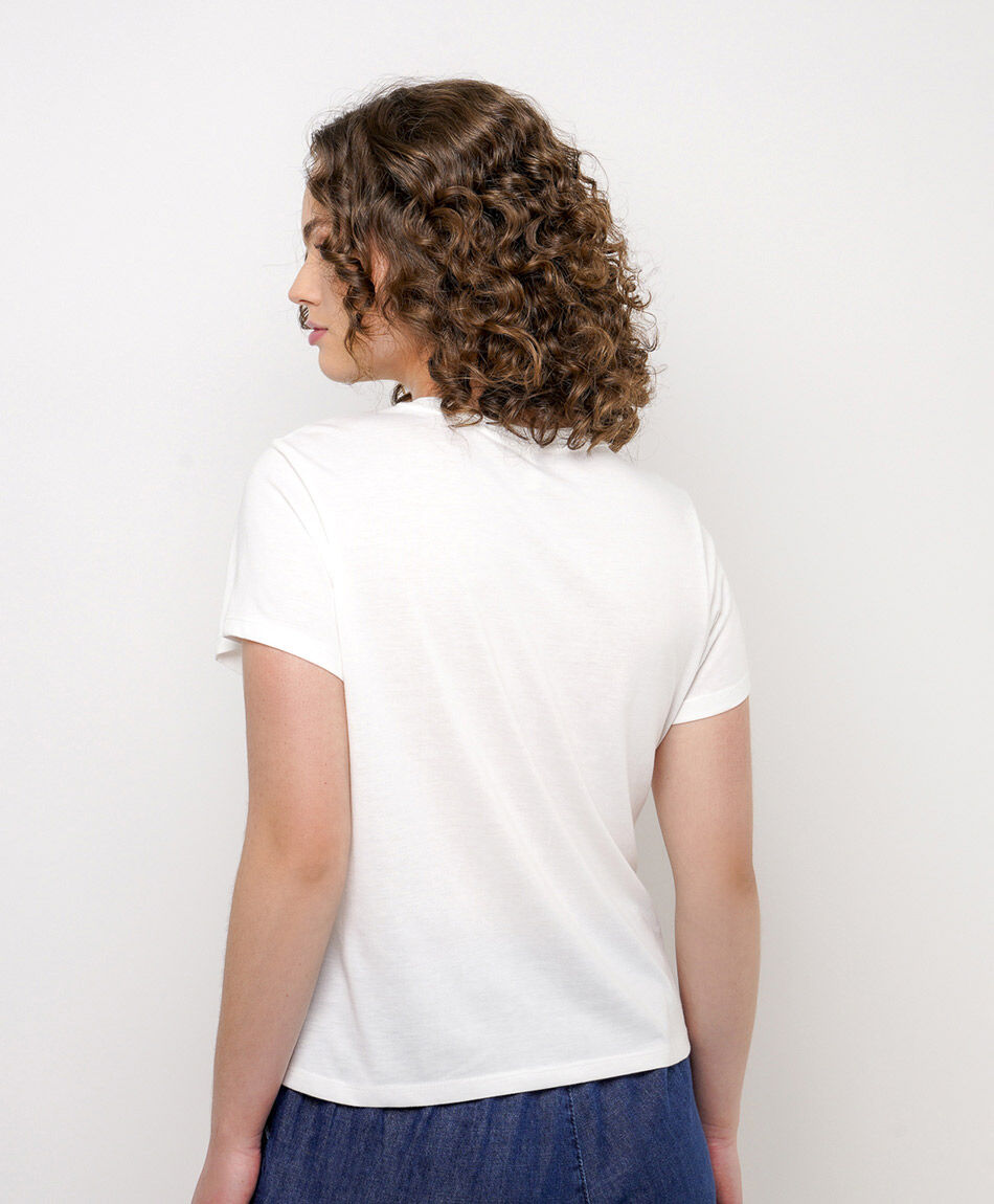 Polera mujer bordado frontal