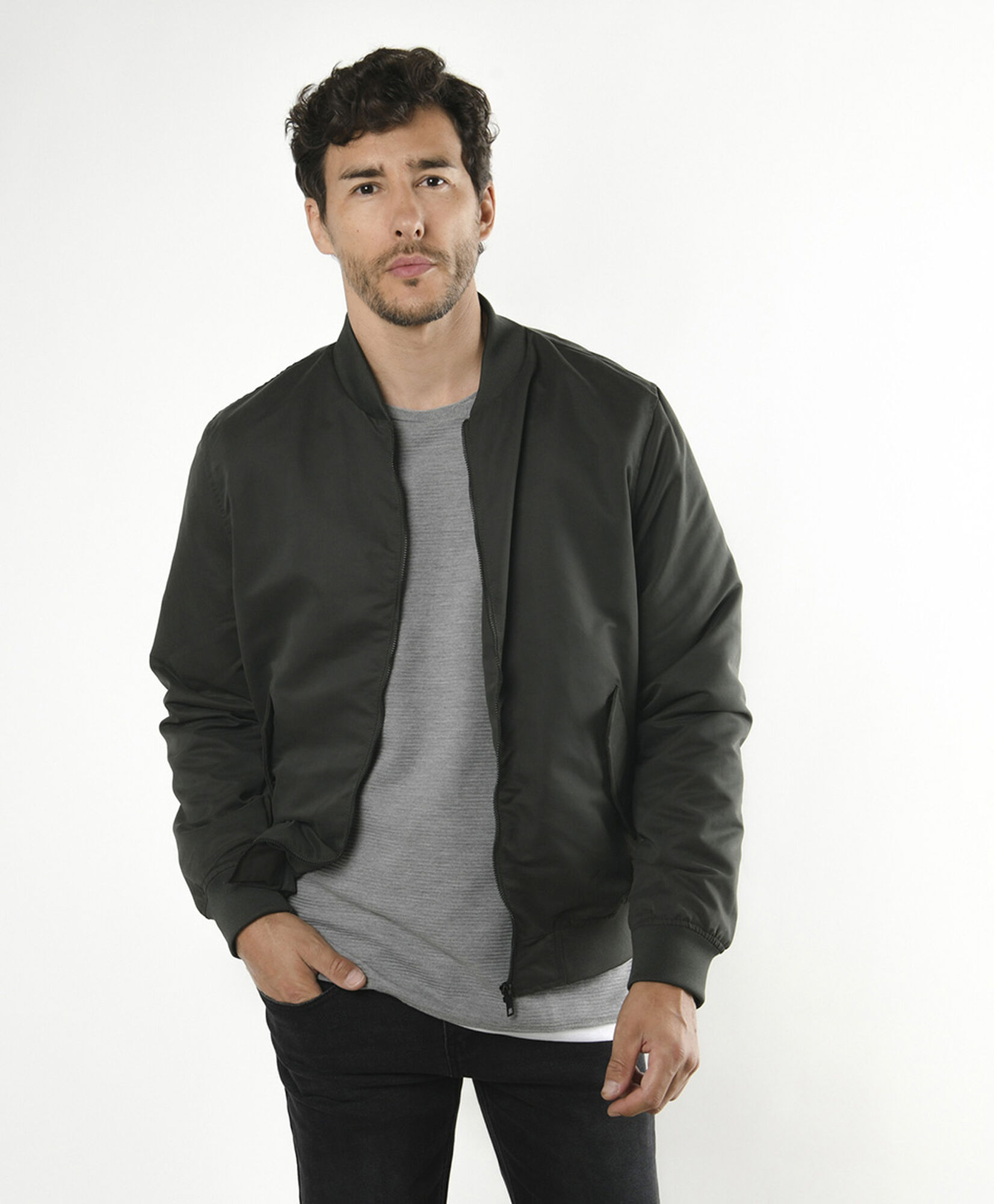 Chaqueta hombre estilo bomber verde Chaqueta hombre estilo bomber verde