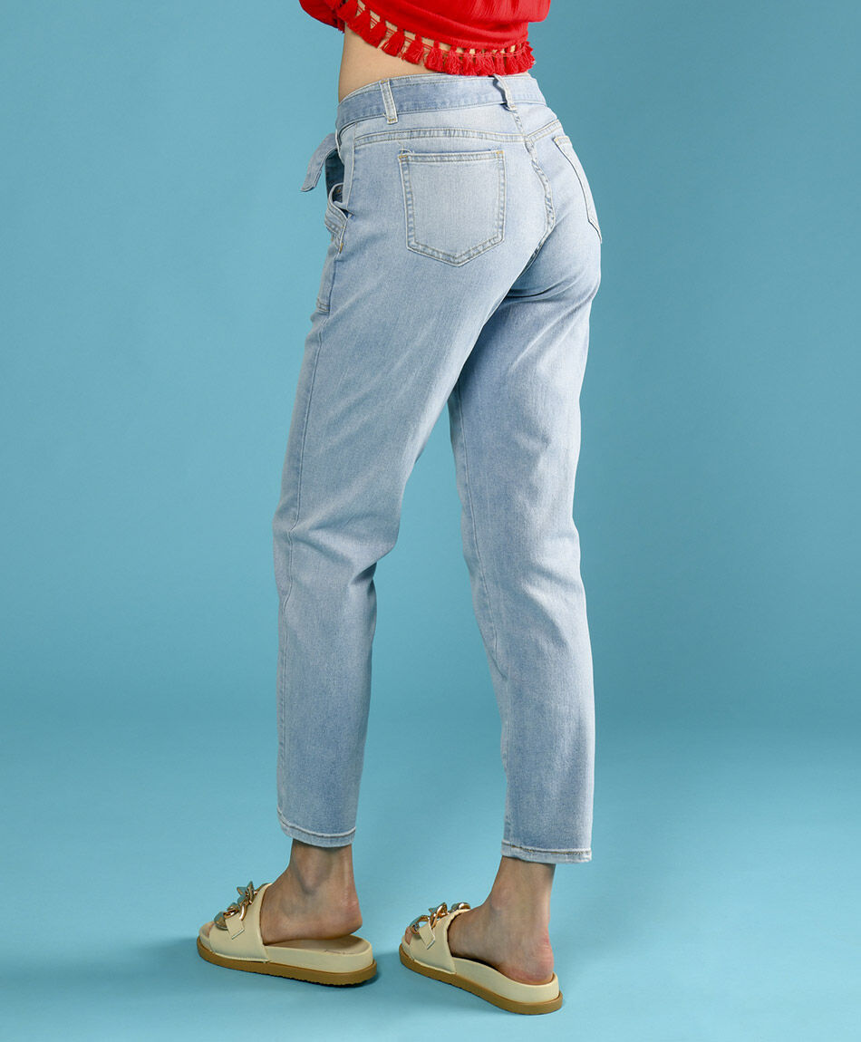 Jeans con lazo