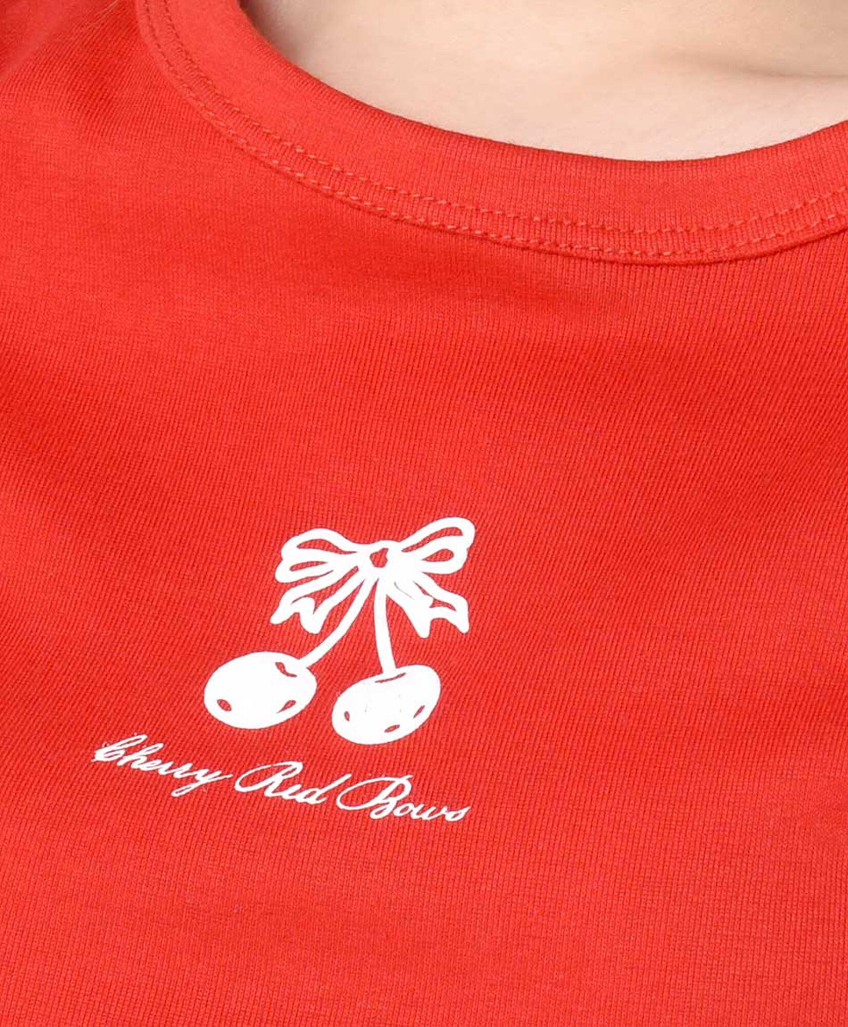 Polera mujer roja cerezas Polera mujer roja cerezas