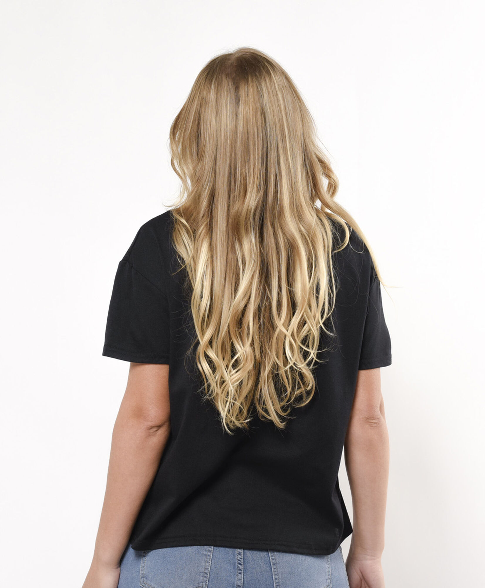Polera mujer flor tachas Polera mujer flor tachas