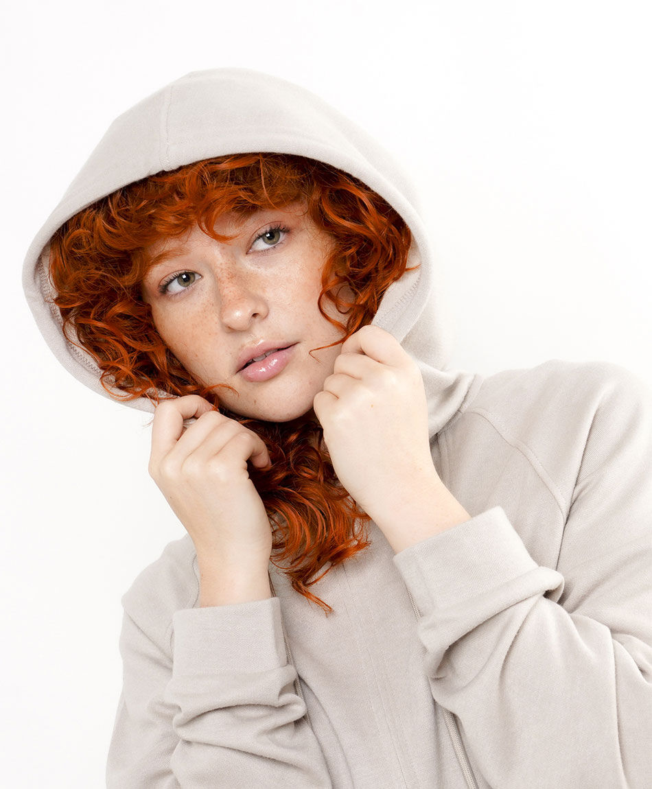 Poler&oacute;n mujer liso grey