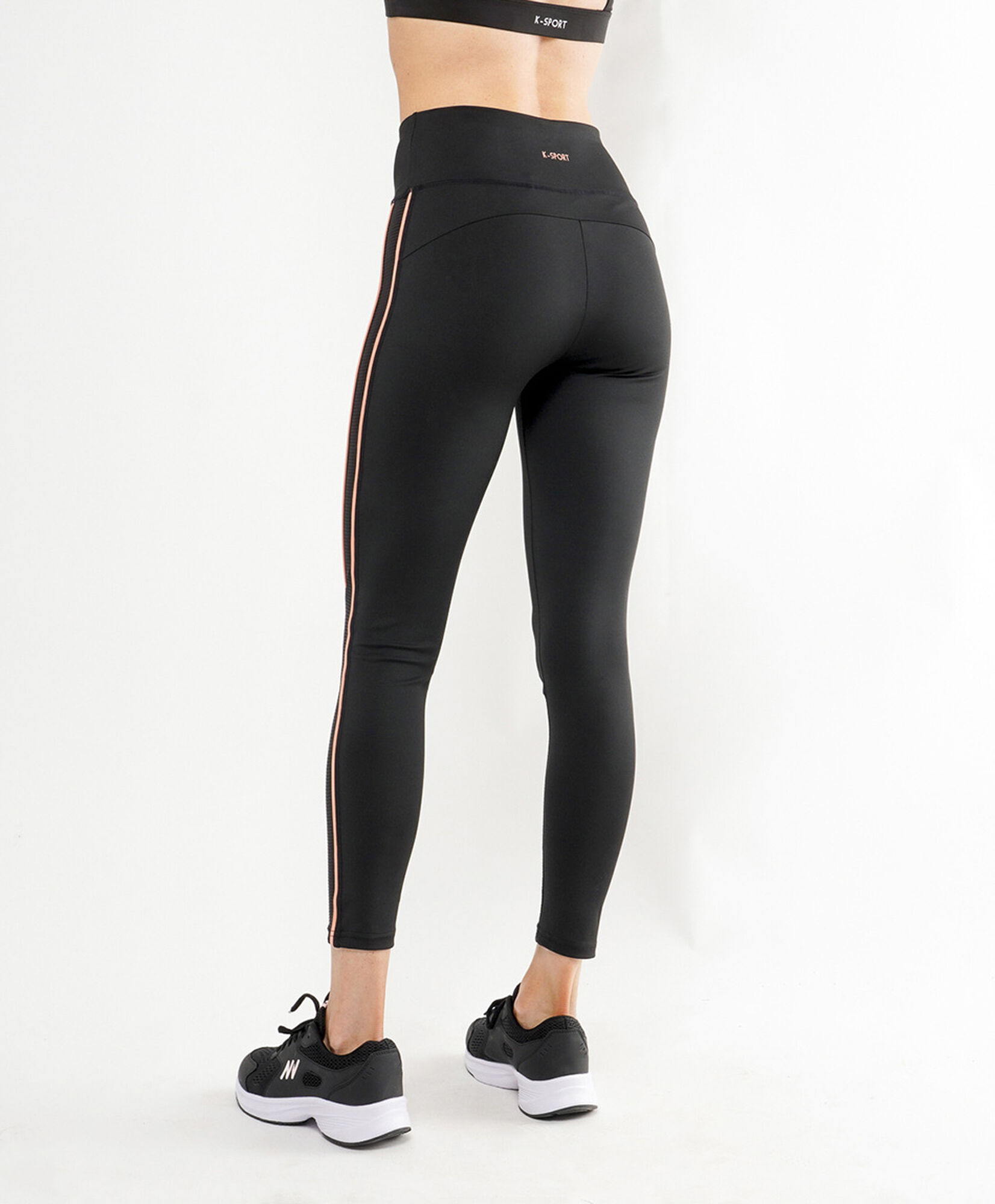 Calza deportiva mujer línea textura Calza deportiva mujer línea textura