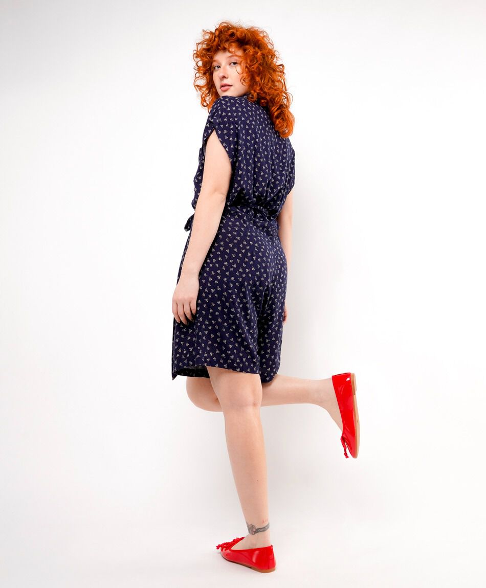 Enterito mujer amarra cintura