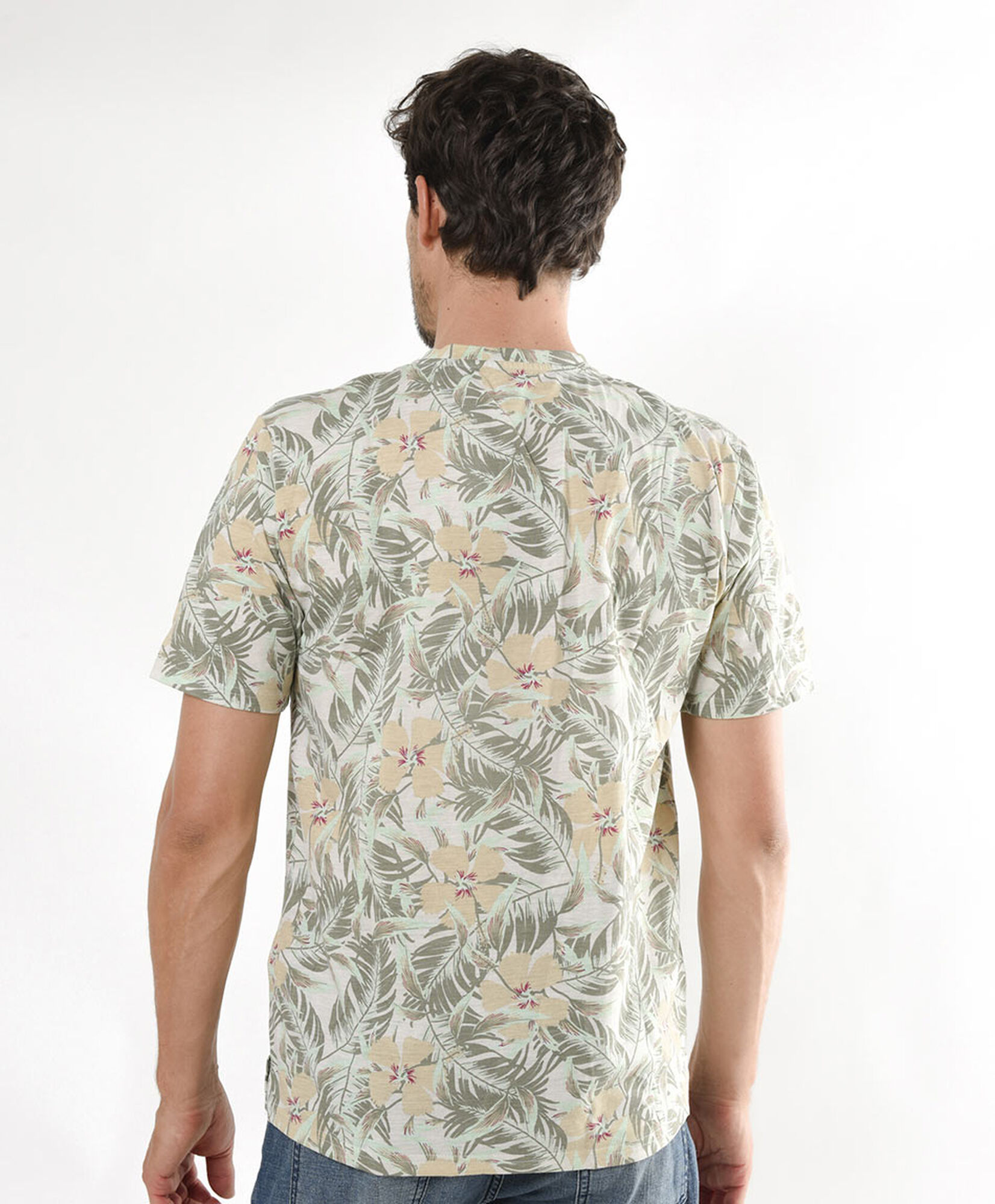 Polera hombre floral con botones verde Polera hombre floral con botones verde