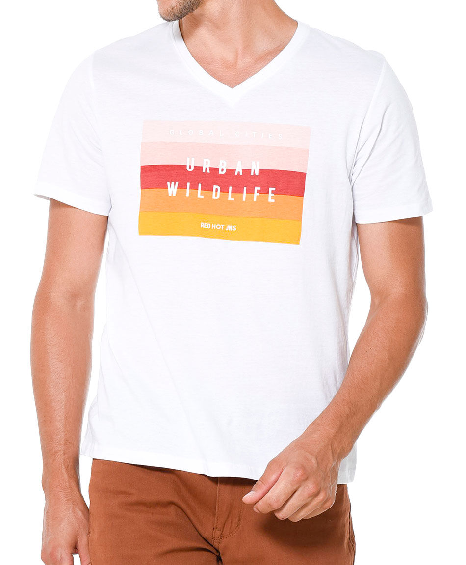 Polera estampada cuello v