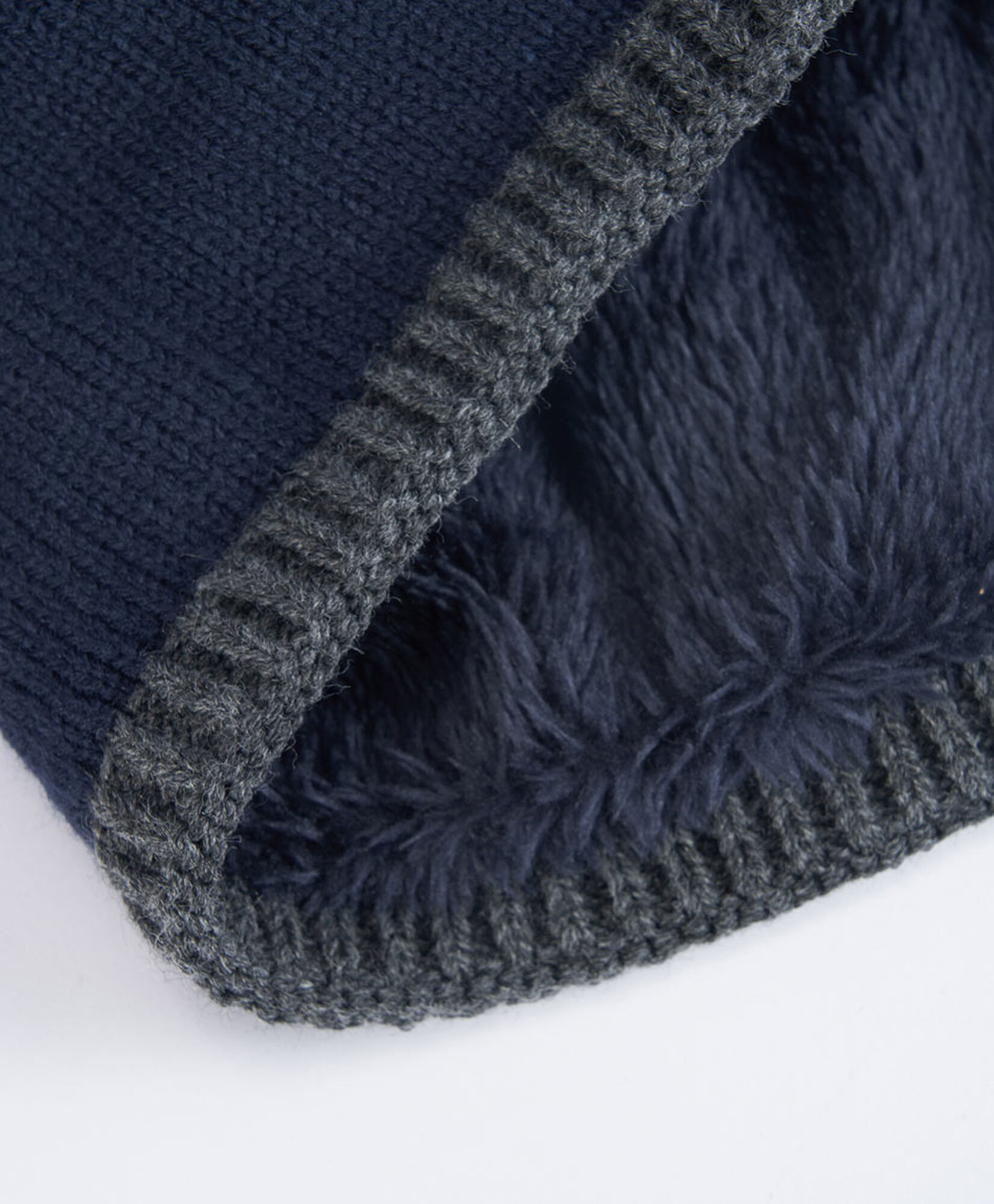 Cuello infantil forrado azul Cuello infantil forrado azul