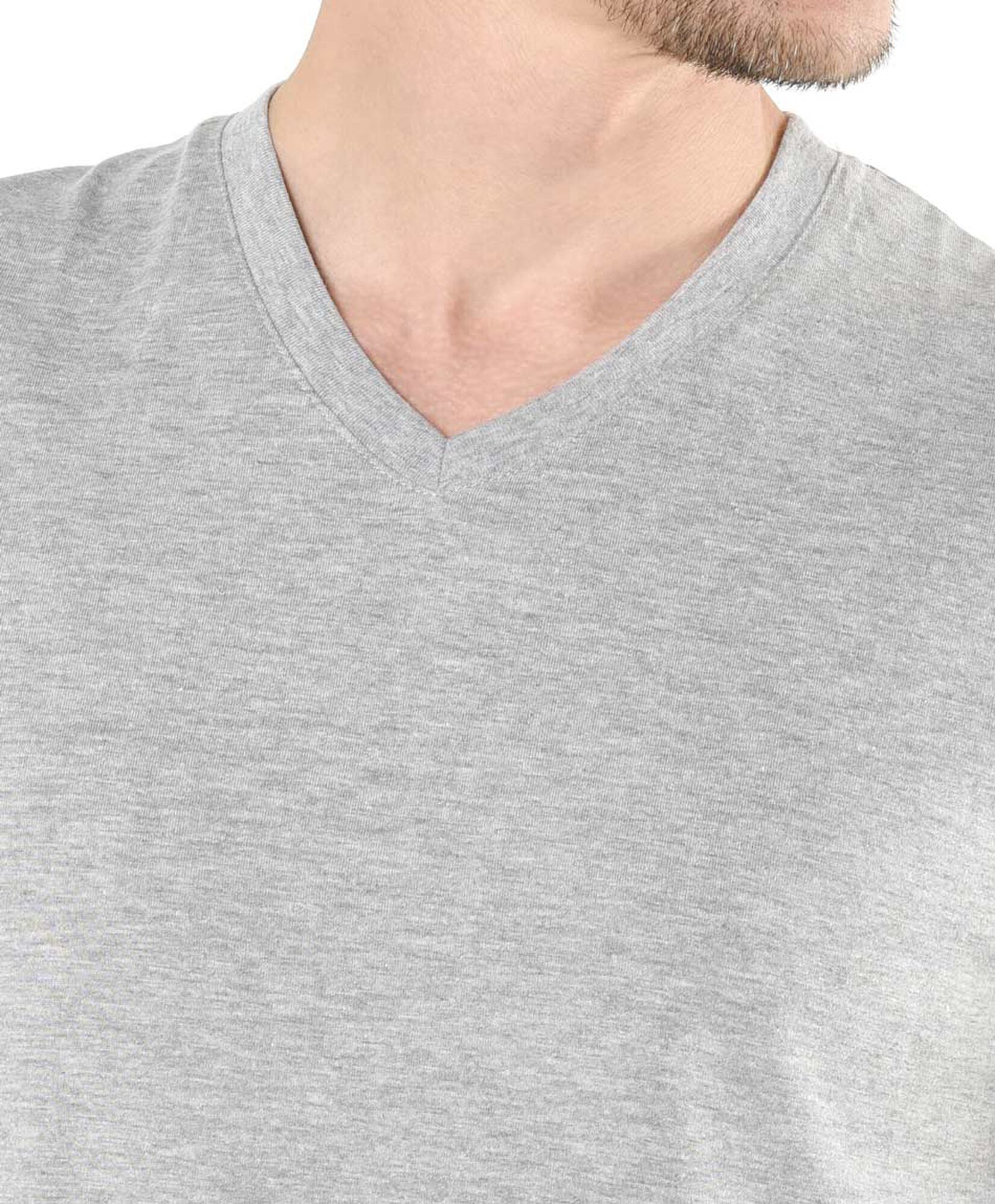 Camiseta hombre cuello en v gris Camiseta hombre cuello en v gris
