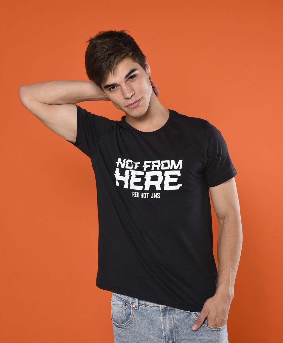 Polera manga corta cuello redondo