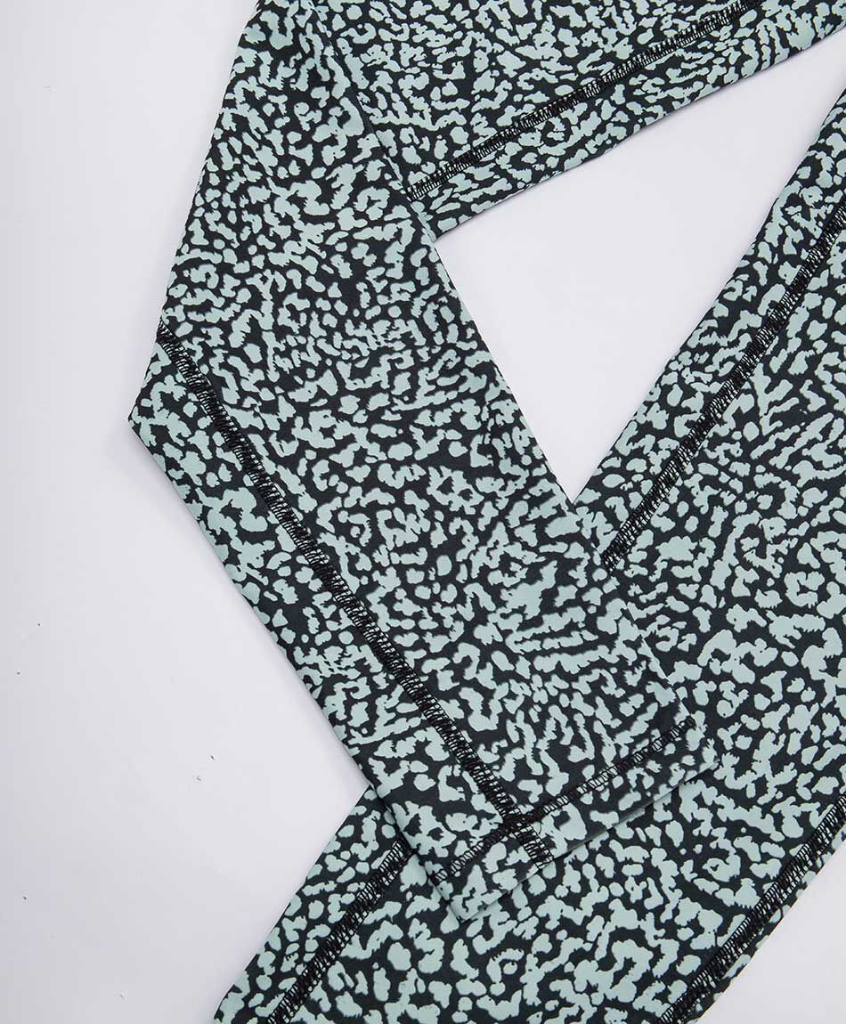 Calza deportiva mujer animal print green