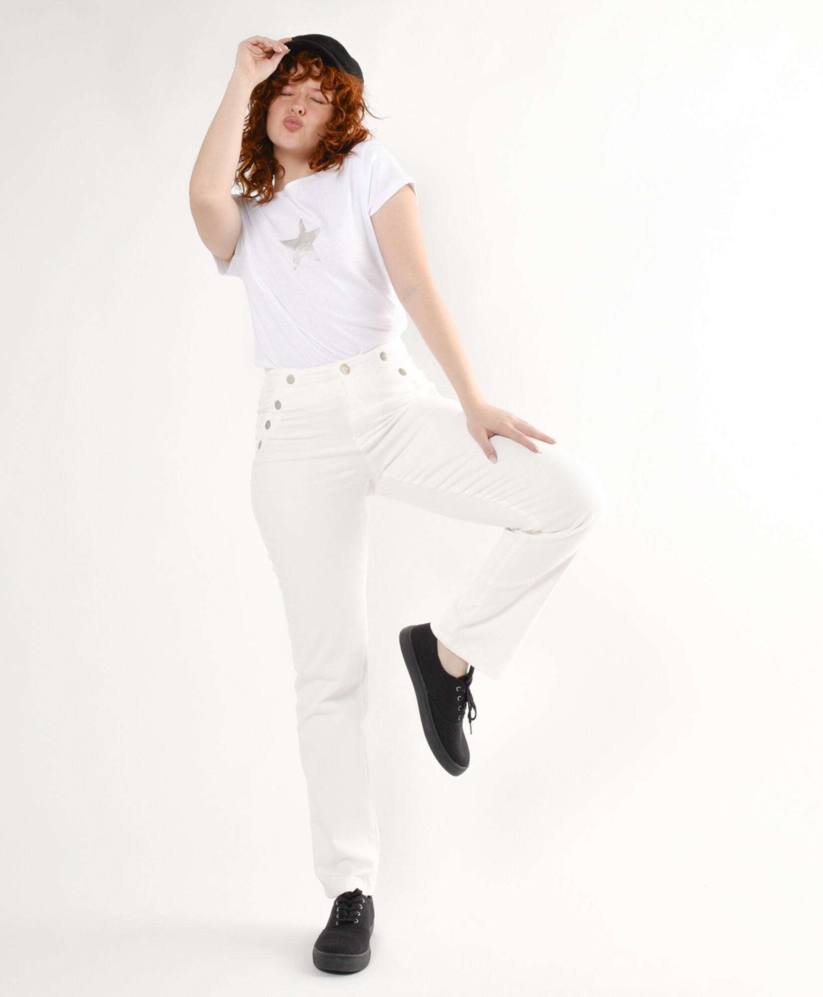 Jeans mujer detalle botones Jeans mujer detalle botones