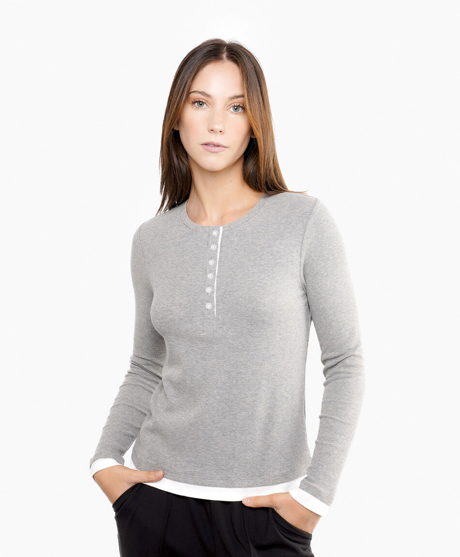 Polera mujer manga larga abotonada