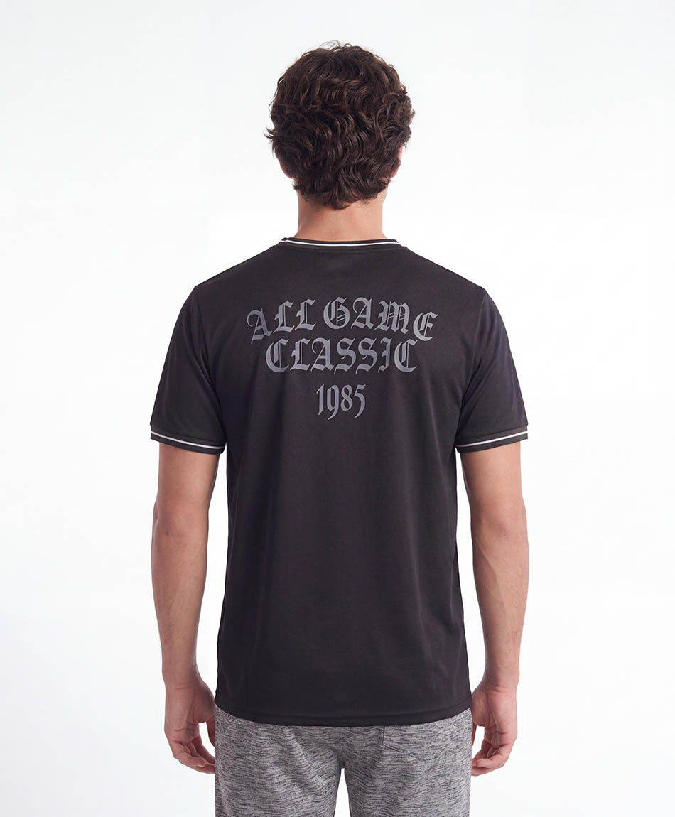 Polera deportiva hombre n&uacute;mero 8