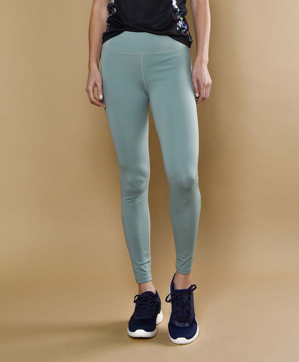 Calza hasta los tobillos tiro alto