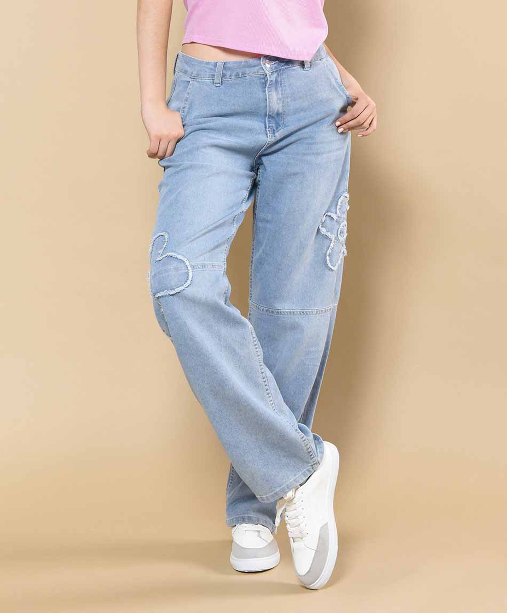 Jeans ancho flores Jeans ancho flores