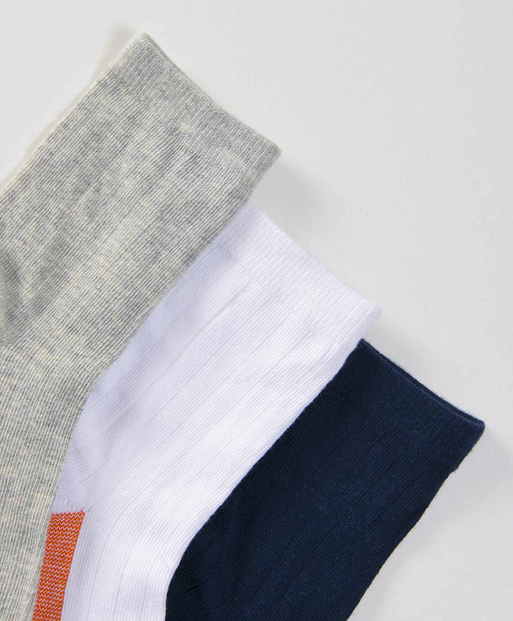 Pack 3 calcetines escolares deportivos Pack 3 calcetines escolares deportivos