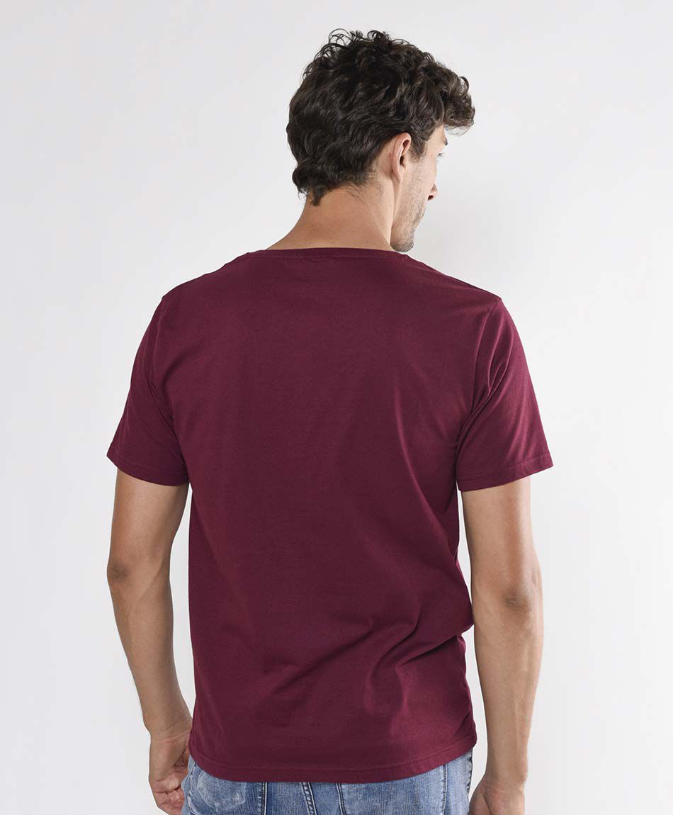 Polera hombre monta&ntilde;as