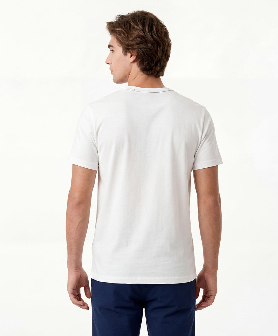 Polera deportiva hombre edificio