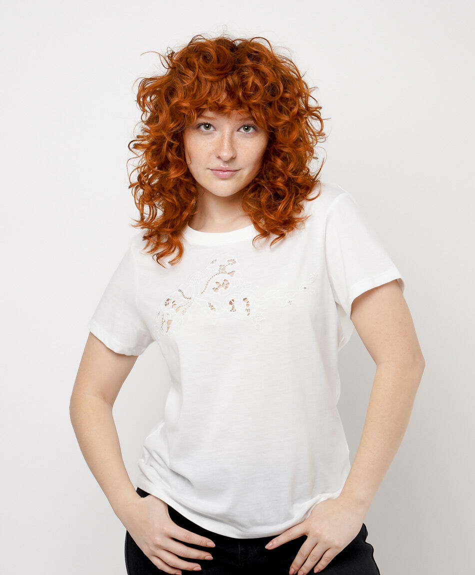Polera mujer bordado calado