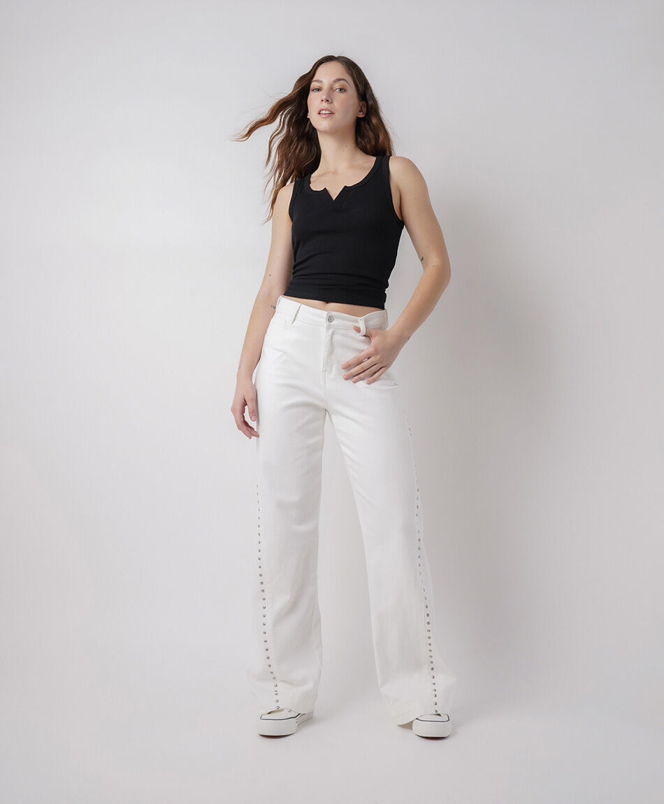 Jeans mujer wide leg blancos tachas