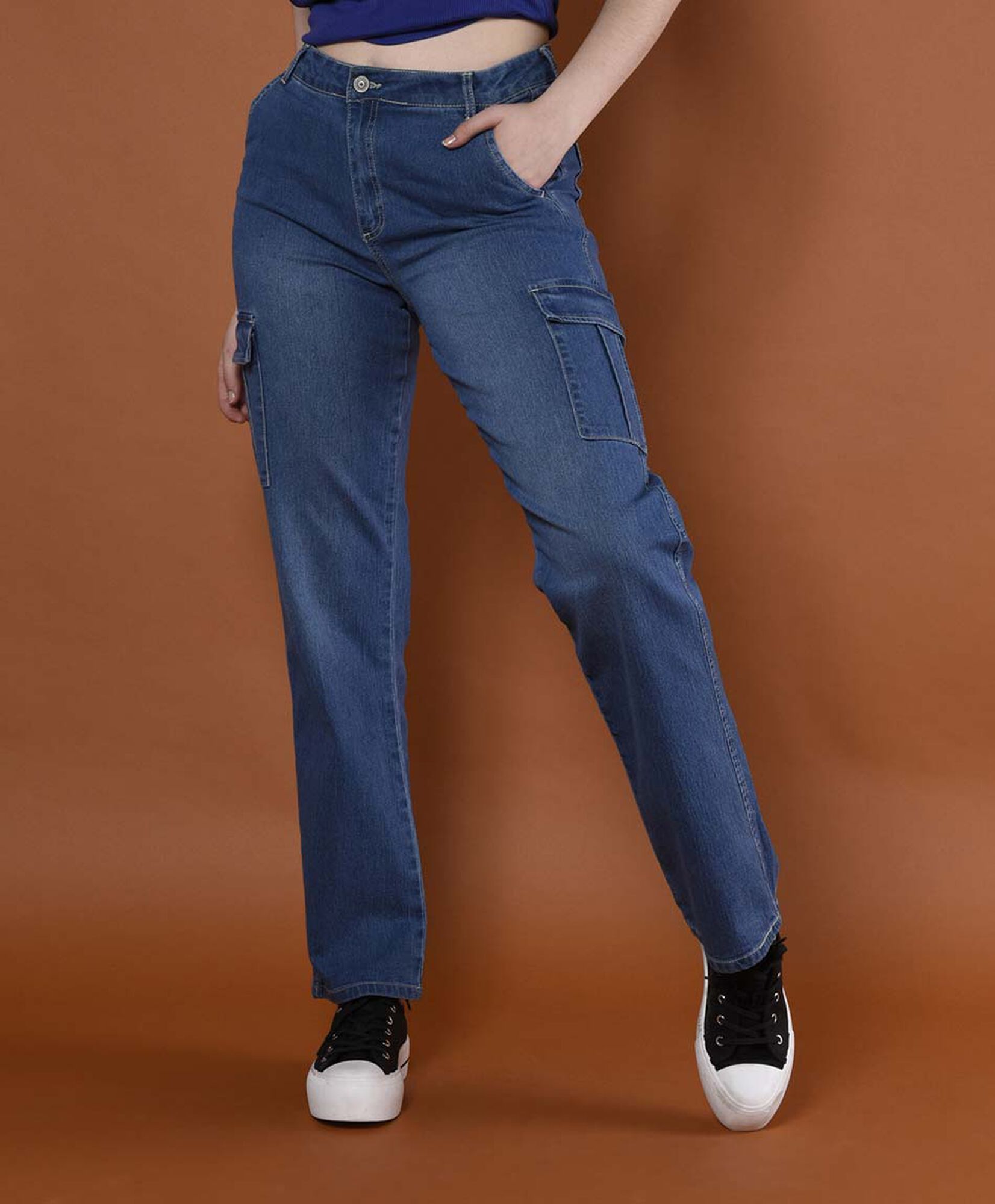 Jeans tiro alto cargo Jeans tiro alto cargo