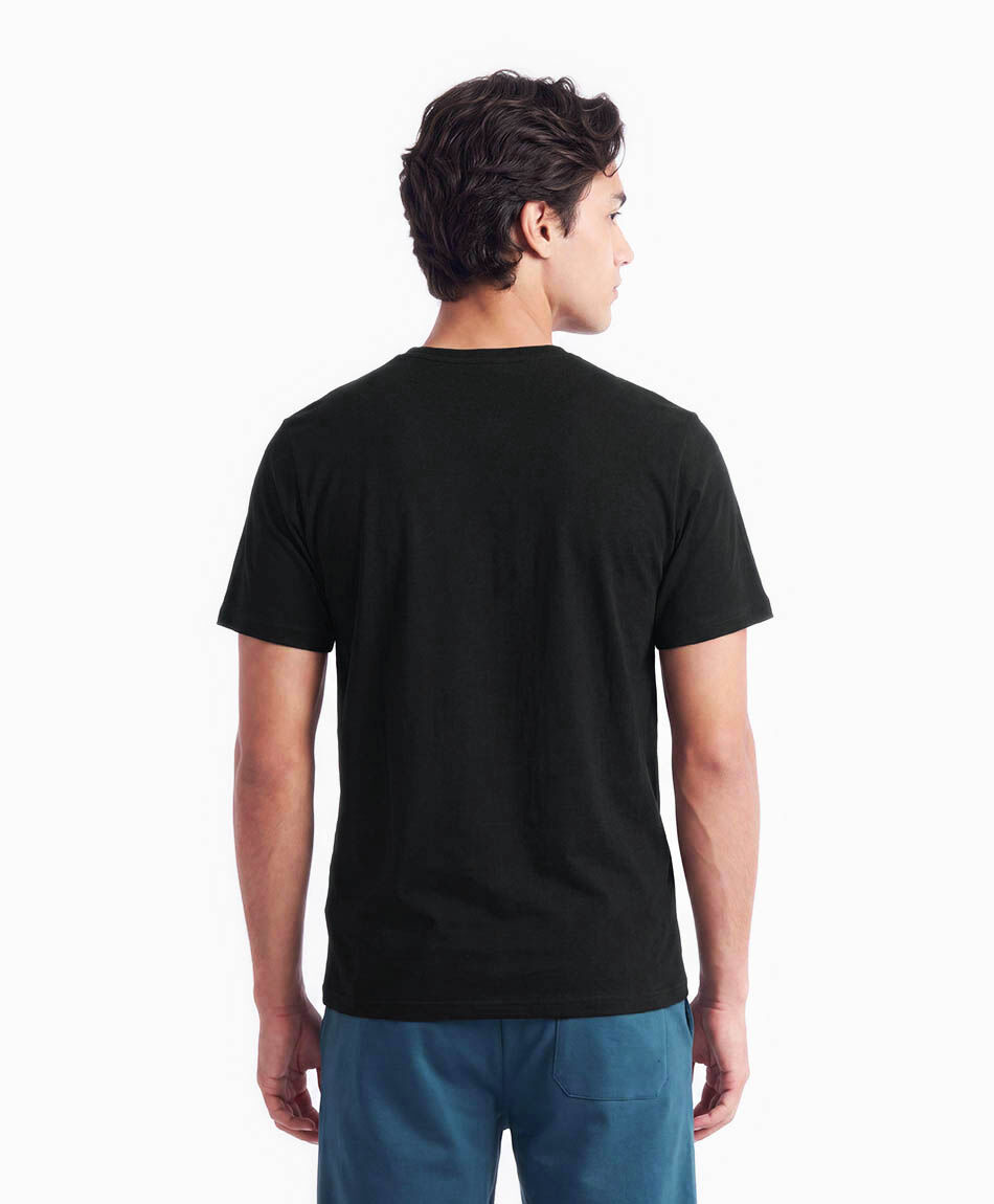 Polera deportiva hombre lisa