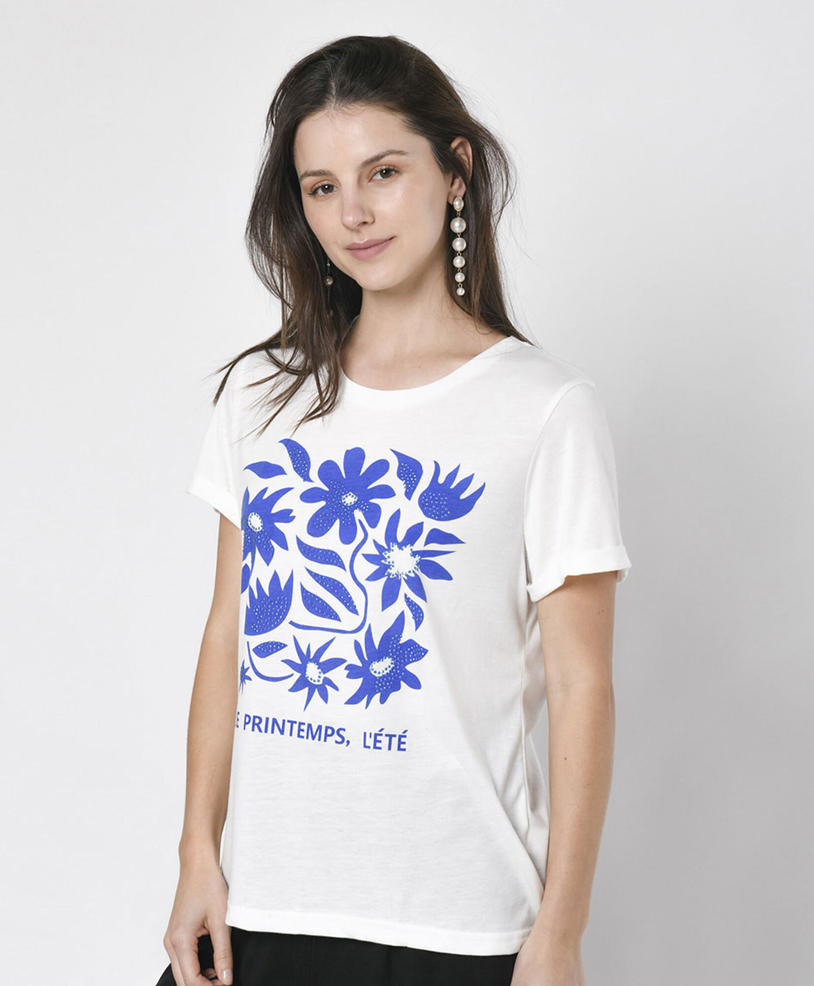 Polera mujer flores y tachas Polera mujer flores y tachas